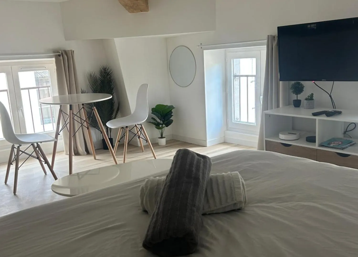 Studio En Centre Ville Avec Vue Rhone Tournon-sur-Rhone